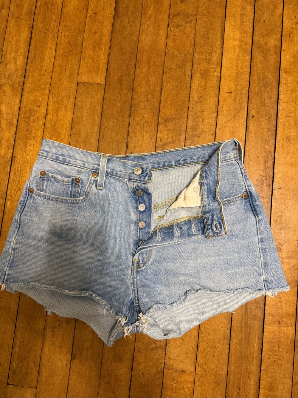 levi 501 shorts